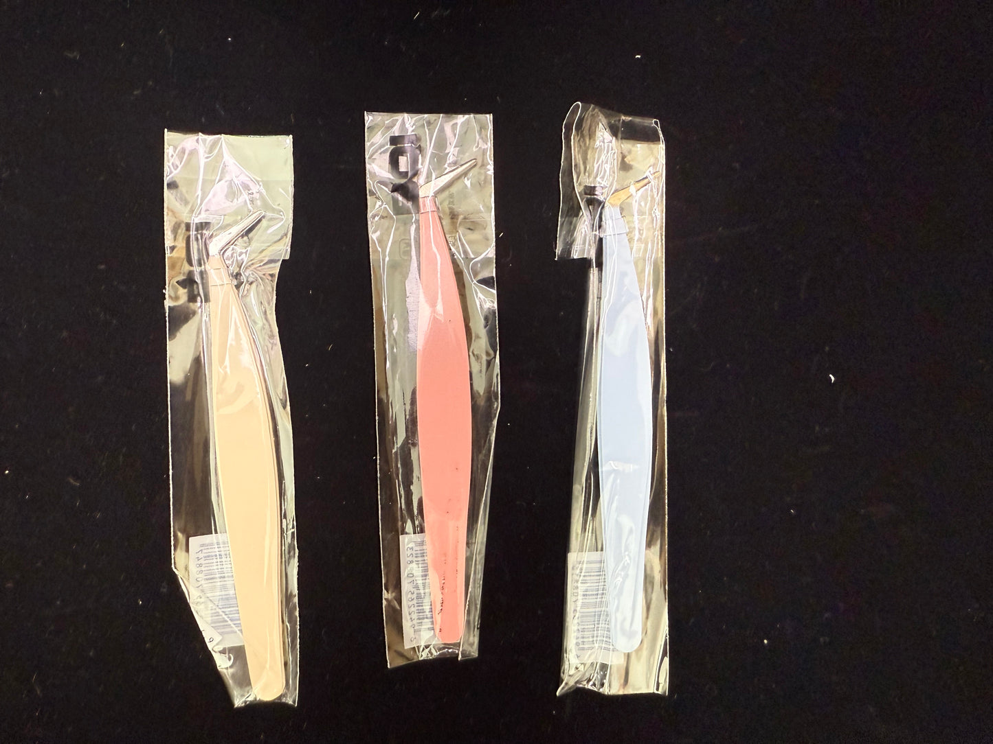 Effortless Grip · Flawless Lashes