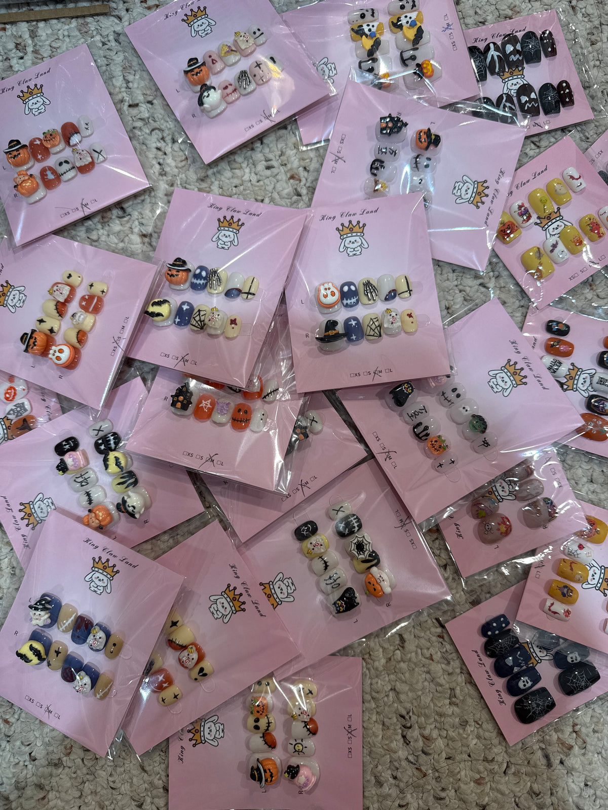 M Halloween all we left 40sets -$60