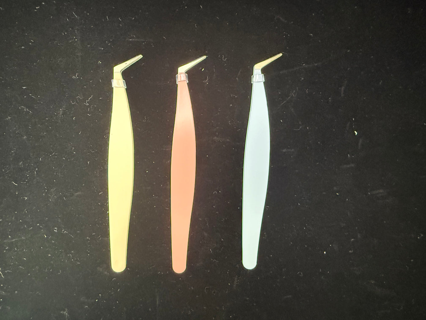 Effortless Grip · Flawless Lashes